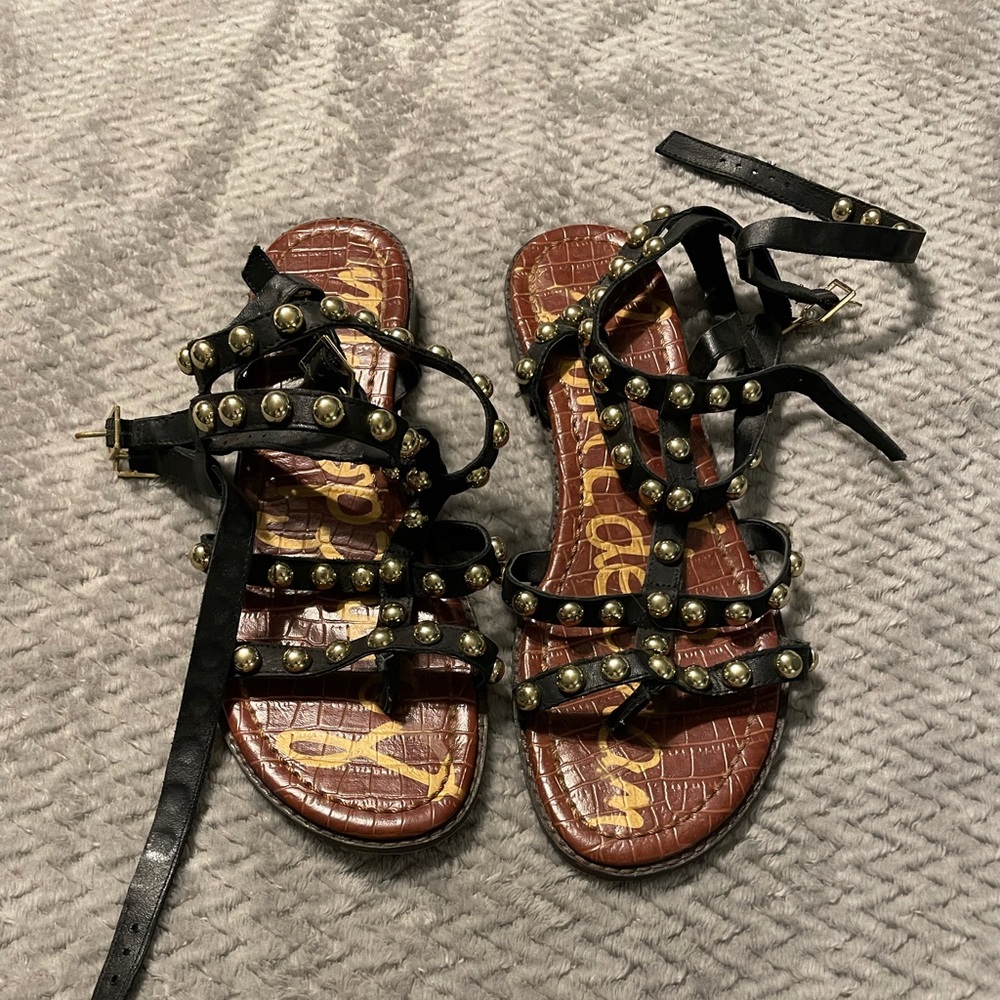 Super cute gladiator sandals.  Great like new condition.